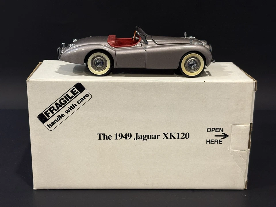 1949 Jaguar XK120 Danbury Mint 1:24 Scale  - Image 1 of 3