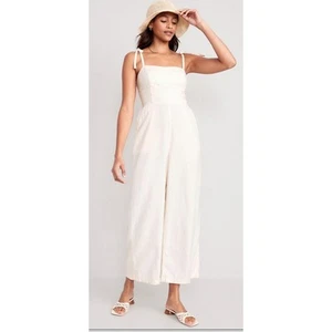 Tuta Old Navy taglia media cravatta spalla smocked beige misto lino senza maniche - Foto 1 di 10