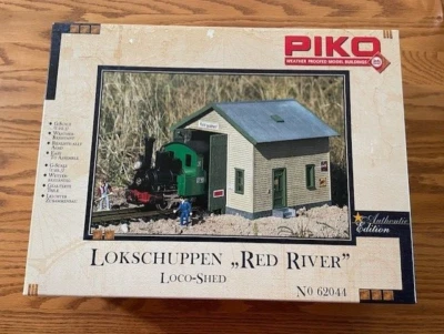 PIKO Red River Loco-Shed CARTON as pictured with instruction sheet. G Scale - Image 1 of 4