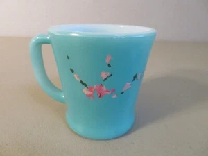 Vintage Anchor Hocking Fire King Turquoise D Handle Coffee Cup Made in the USA - Picture 1 of 6