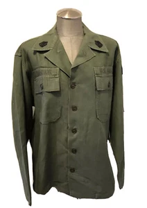 Vintage 60s Vietnam Era US Army OG 107 Cotton Sateen Shirt w/ Patches Fits Med - Bild 1 von 12
