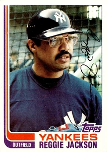 1982 Topps Reggie Jackson #300 New York Yankees HOF - Free Shipping - Picture 1 of 2