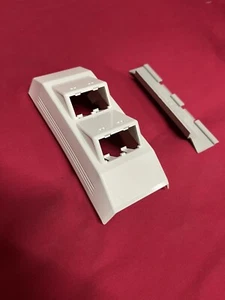 Panduit T45HDBIW Hinged Data Bracket - Mount Wall Plate T45HDB Surface Raceway - Photo 1/5