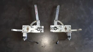 Alzavetro posteriore destro e sinistro usati per Range Rover 3900 V8 Classic - Picture 1 of 1