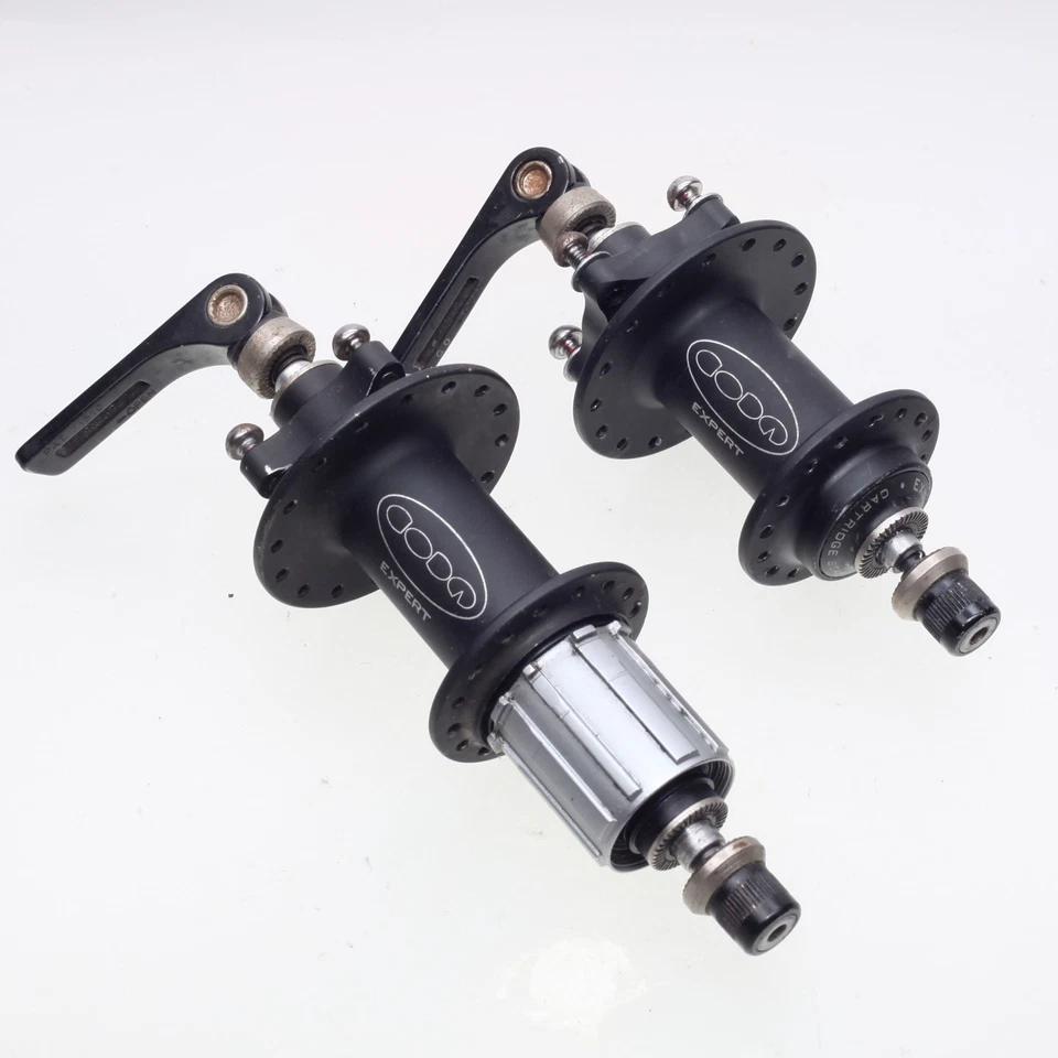 复古 Cannondale Coda Expert 4 螺栓盘山地车轮毂套件 135/100 毫米带 QR 斜挎包 — 第 1/4 张图片