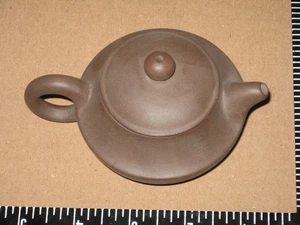 Chinese Yixing Zisha Clay Exquisite Mini Teapot Collectible Hand-Made, Signed - Picture 1 of 4