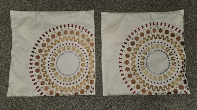 Lote de 2 fundas de almohada bordadas Pier 1 Imports 16x16 oro crema naranja Foto 1 de 4