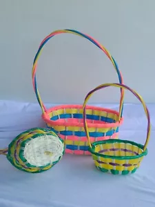 Cestas de Pascua ilimitadas de los años 70 MCM 1 grande 2 pequeñas con cordones de plástico vintage - Imagen 1 de 14
