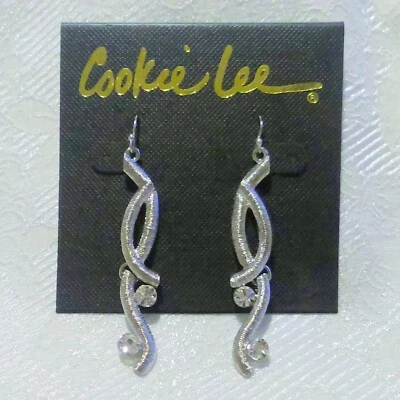 Pendientes colgantes de cristal tono plata Cookie Lee nuevos con etiquetas Foto 1 de 4