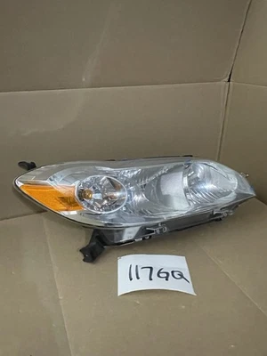 !!️ Conjunto de faros TYC 20-9003-00-9 para Toyota Matrix 09-14 caja abierta nuevo Foto 1 de 4