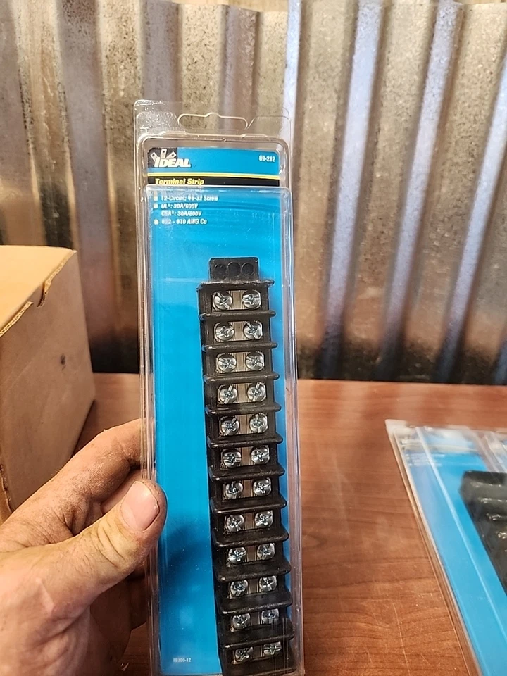 Ideal 89-212 Terminal Strip Block, 12-Position/Pole, 22-10AWG - Image 1 of 2