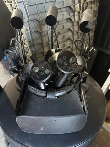 Oculus Rift Cuffie da Gioco VR Alimentate da PC | 3 Sensori | 2 Controller Touch - Foto 1 di 1