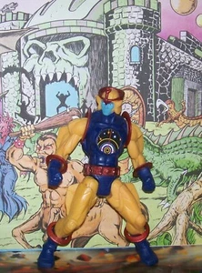 MASTERS OF THE UNIVERSE 2001 SY-KLONE ACTION FIGURE GOOD CONDITION MATTEL - Bild 1 von 4
