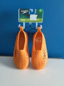 New Speedo Exsqueeze Me Jelly Water Shoes Kids Orange XL 5/6 NWT - Picture 1 of 4