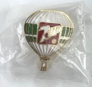 Vintage 7UP Hot Air Balloon Advertising Pin – Green Red White Enamel New - Picture 1 of 2