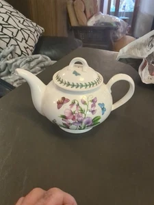 Portmeirion Botanic Garden Teapot, Sweet Pea  - Picture 1 of 6