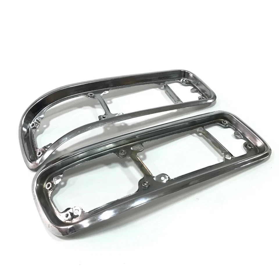 MAZDA LUCE A7 1500 1800 Tail Light Rear Lamp Bezel Cover Genuine Parts NOS JAPAN Foto 1 de 4