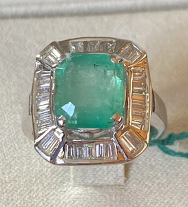 Anillo Oro 18kt. Diamantes Baguette Y Esmeralda Natural Certificado Colombia - Imagen 1 de 8