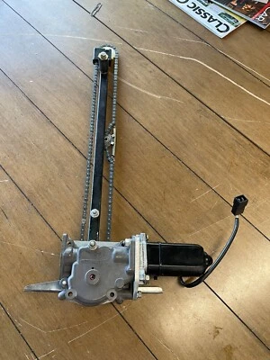 ЛЕВЫЙ ЗАДНИЙ МОТОР ОКНА И РЕГУЛЯТОР BENTLEY MULSANNE В СБОРЕ ВОССТАНОВЛЕН 87-91 - Изображение 1 из 4