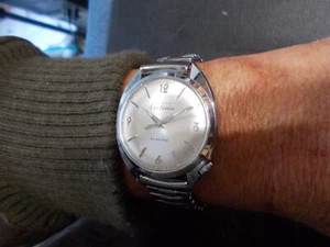 BESCO men's vintage Electric 1965ish watch Works and looks great Made in Japan - Picture 1 of 6