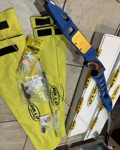 Gillo 27in ILF Barebow riser G1 (Gillo gold metal limbs) full set up - Picture 1 of 16