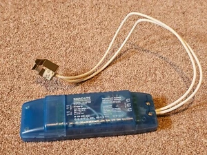 5 x SMAC-Lite Halogen 12V 20-60w/VA Dimmable Lighting Transformers w lampholder - Picture 1 of 3