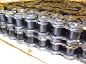 INDUSTRIAL ROLLER CHAIN 06B-2 - DUPLEX - 3/8 PITCH - BOX OF 10 FEET - Picture 1 of 1