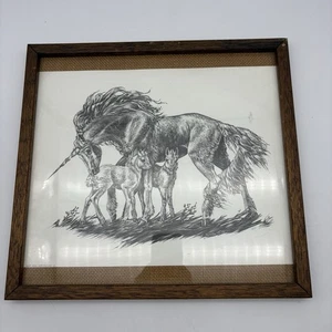 De colección M. Pena Estampado Unicornio y Bebés Potros Brilla Circa 1981 Blanco y Negro - Imagen 1 de 7