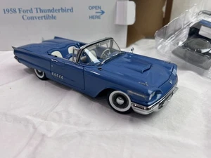 1/24  DANBURY MINT 1958 Ford Thunderbird Convertible Blue - Picture 1 of 14