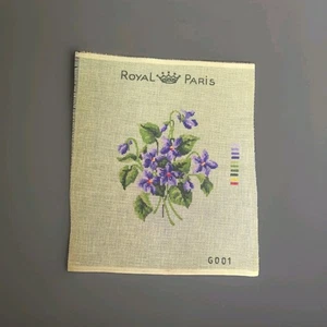 Ancien bouquet floral violettes toile à aiguille Royal Paris 10"X11,5" - Photo 1/1