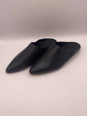 Vince Mujer Puntera Punta Cay Sin Cordones Cuero Negro Planos Talla 7.5 M Foto 1 de 4