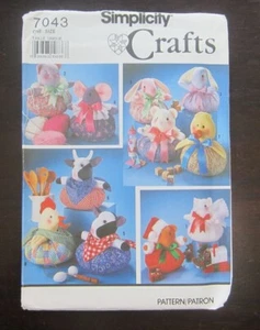 Simplicity Craft sewing pattern, 7043, puffy animals, cow, bear, cat, rooster - Picture 1 of 7