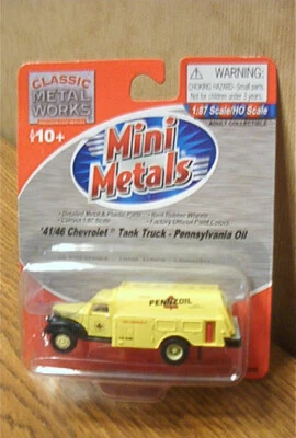 Mini Metals '41/'46 Chevrolet Tank Truck Pennsylvania Oil #30335 - Image 1 of 2