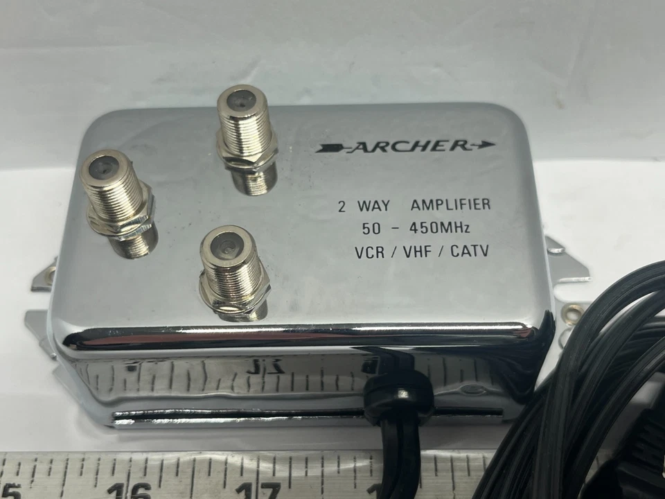 USED, ARCHER, 2-WAY AMPLIFIER, 50-450MHz, VCR/VHF/CATV, # 15-1116, RADIO SHACK - Image 1 of 3