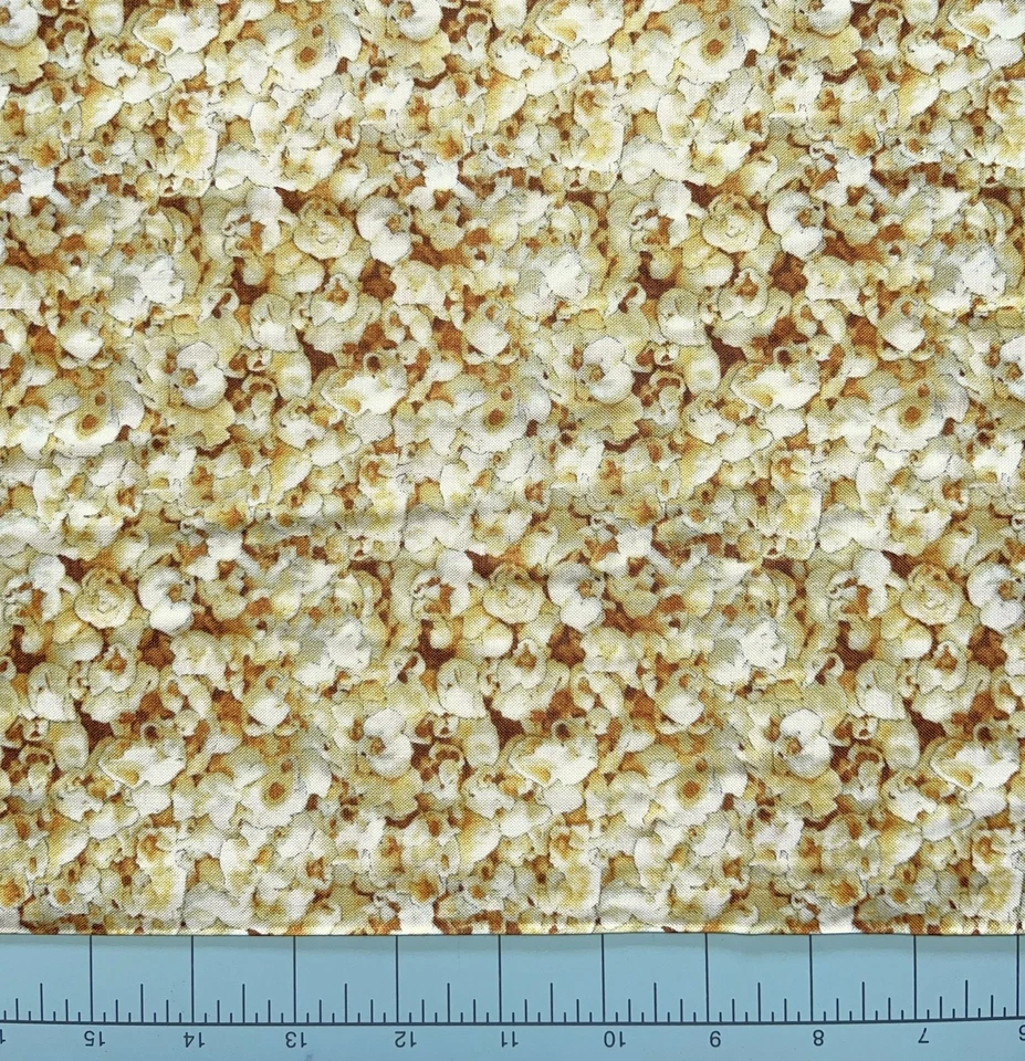 Tela para alimentos | Impresión de palomitas de maíz empacadas de alimentos favoritos | Elizabeth's Studio YARD Foto 1 de 1