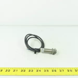 Eaton E59-M18A108C02-D1 Inductive Proximity Sensor Sn= 8mm 6-48VDC 300mA - Picture 1 of 6