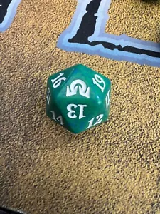 MTG Shadows Over Innistrad D20 Spindown Life Counter Die - Verde/Blanco - Imagen 1 de 1