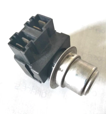 V751000Z2 Thermostat NO63 NC83 V751000K5 lave vaisselle FAGOR LVD-43 906111656 - Photo 1/3