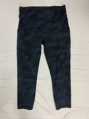 Lululemon Women's Invigorate HR Crop 23” LW6BIHS H3DC Black Camo Size 6 Small - Image 1 of 4