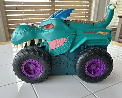 Hot Wheels Mega Wrex Monster Truck – 1:24 Scale Chompin’ Rex (Lights & Sounds!) - Image 1 of 4