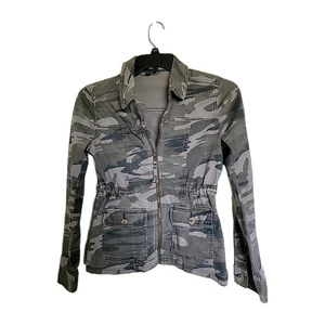 Express Women’s Lightweight Jacket Military Camo XS - Picture 1 of 3