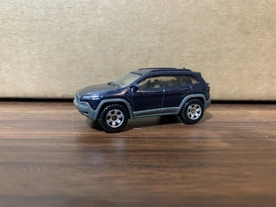 Matchbox 2015 Jeep Cherokee Trailhawk Dark Blue  1:64 - Image 1 of 4