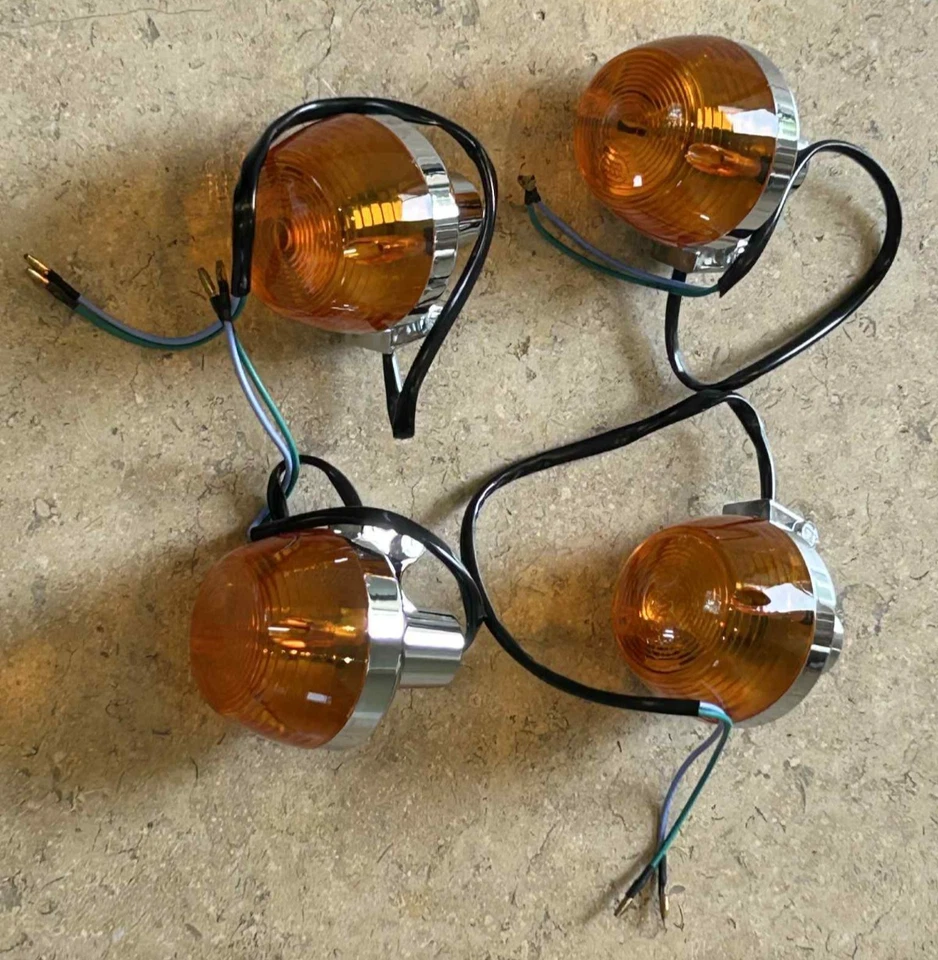 Honda Indicator Set x4 NEW CB100,CB125,CB200,CB250,CB350,CB360,CB400,CG125 F,K,T - Image 1 of 3