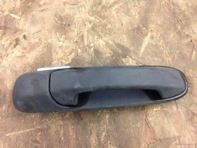 2005 dodge dakota door handle ( pass. front ) 2005-2007 - Image 1 of 2