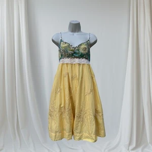 Aryeh Women Babydoll Dress Size L Yellow Floral Whimsical Fairycore Folklore - Picture 1 of 13