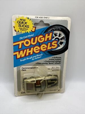 Kidco Tough Wheels 1980 Datsun 10ª edição especial erro de embalagem (porta fechada) - Imagem 1 de 4