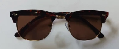 Gafas de sol para mujer LUCKY BRAND D901 50-22-140 borde de cuerno cuadrado tortuga Foto 1 de 4