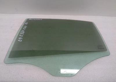 03-09 Mercedes E320 CDI Puerta Trasera Izquierda Lado del Conductor Ventana Vidrio OEM AK2305205 Foto 1 de 4