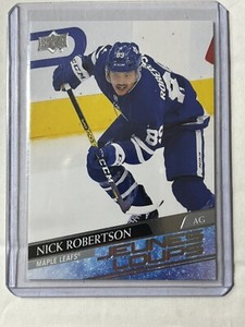 2020-21 Upper Deck - Young Guns French #237 Jeunes Loups Nick Robertson (RC)
