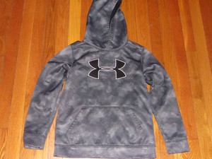 Las mejores ofertas en Sudaderas con y sin capucha Under Armour Gris para  Niños | eBay